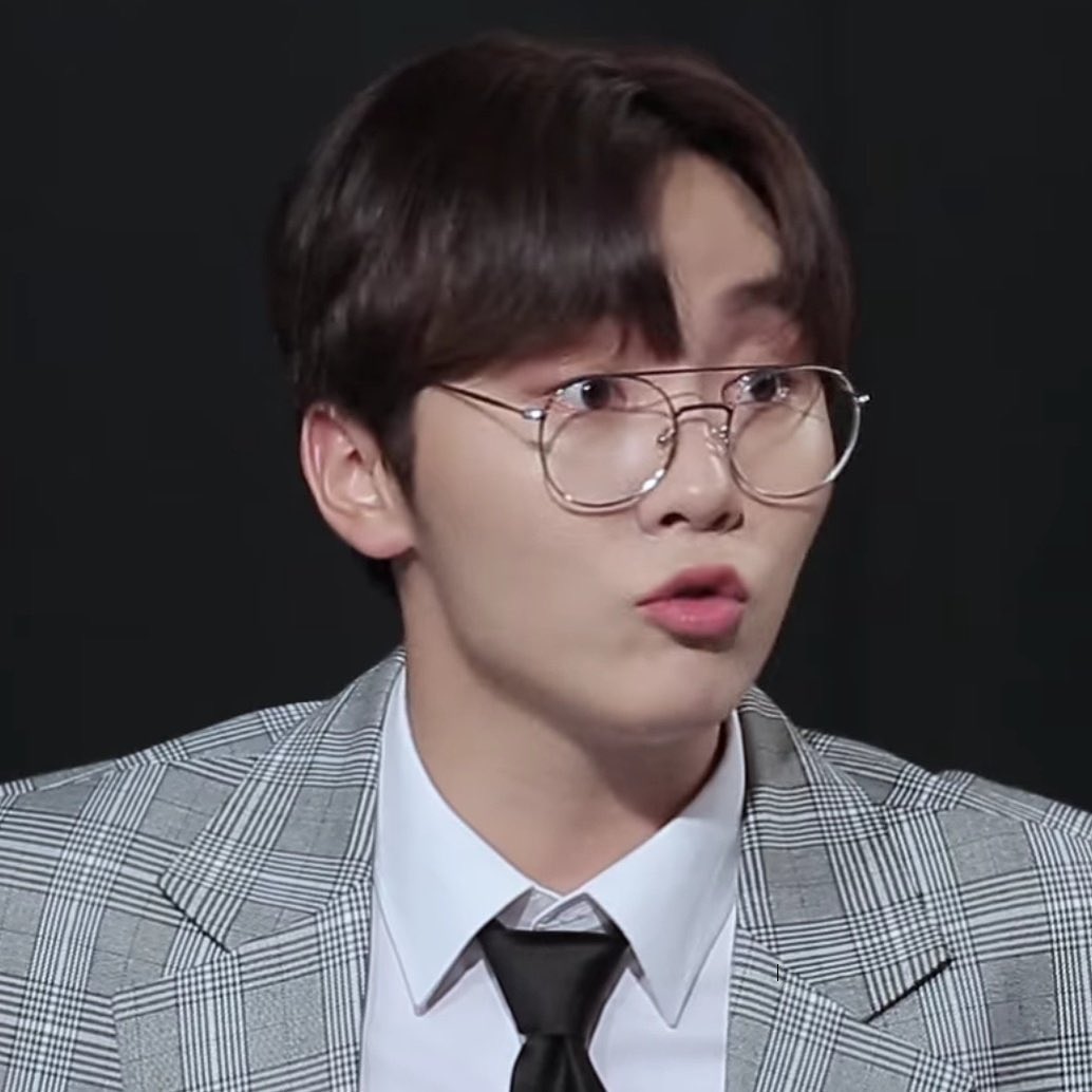 Seungkwan being tiny: a thread to make you smile