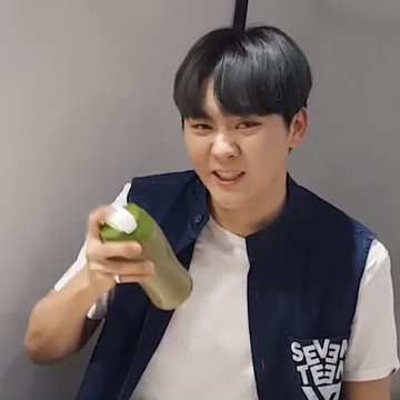 Seungkwan being tiny: a thread to make you smile