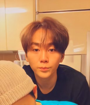 Seungkwan being tiny: a thread to make you smile