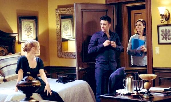 TeamChabby's tweet photo. #Chabby Spoiler Stills for tomorrow, November 3rd. #Days #stopcockblocking https://t.co/d9Ts2WDze5
