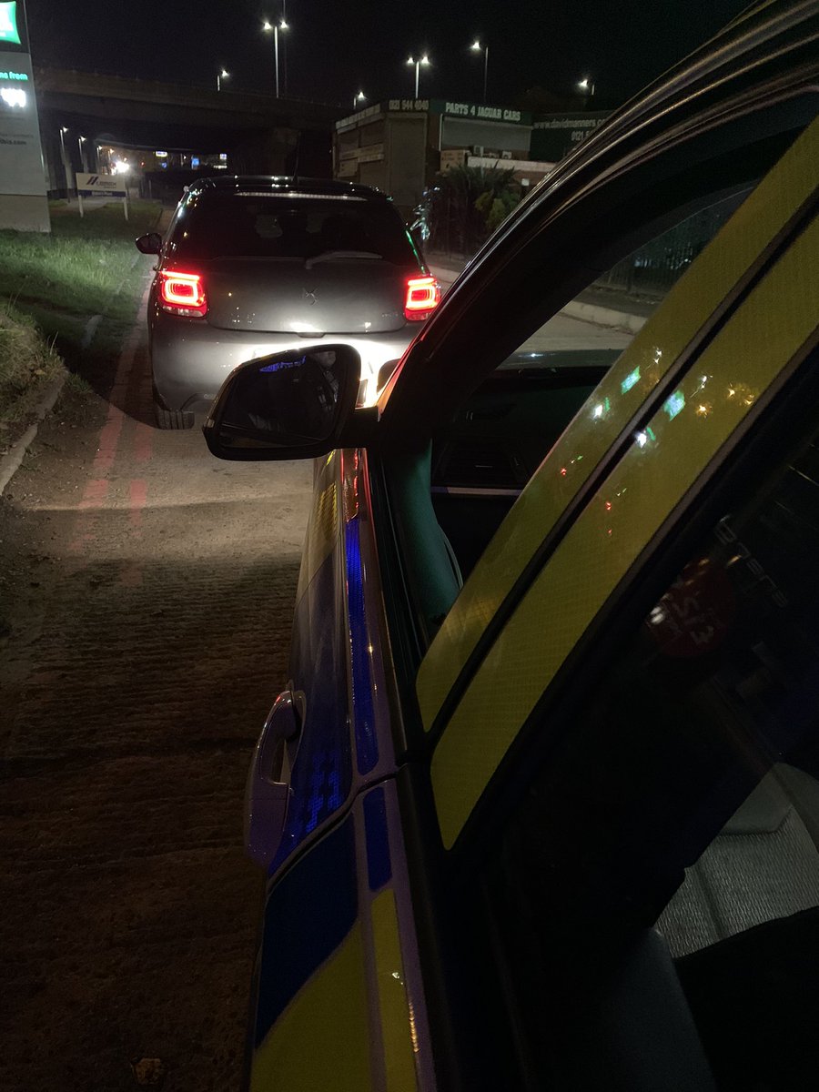 Driver of this DS3 was just reported for speeding on A4123. Only passed their driving test 3 weeks ago. If you obtain 6 points in your first 2 years of driving you get bumped back down to provisional #Fatal4