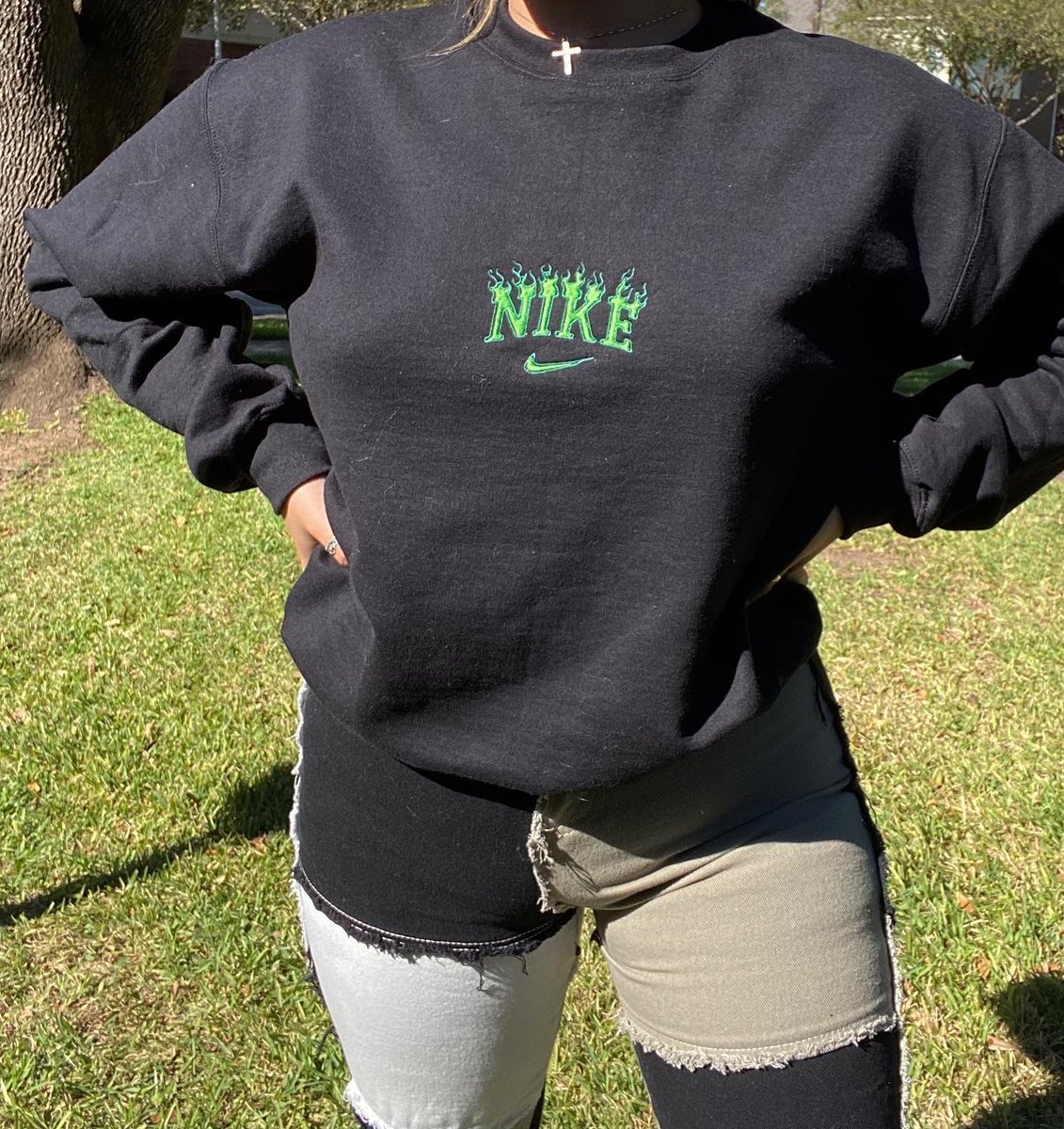 kathyfrndz's tweet photo. Hey Twitter I started an embroidery business. I simple rt could go a long way! 
Dm me on Instagram to make orders And we also ship out.✨ https://t.co/5TepsTCGRg