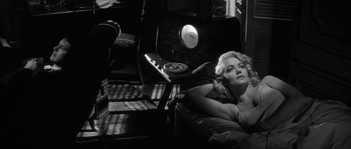 The Tarnished Angels (Douglas Sirk, 1958)Another one from Doug. This time Robert Stack's pent up male-ness expresses itself through plane crashes and Dorothy Malone stars as someone who stirs considerably less shit this time around and Rock Hudson is once again quite pretty.