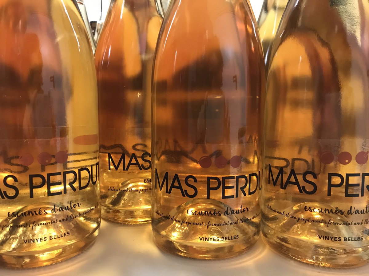 FincaMasPerdut's tweet photo. Ja les tenim apunt les ultimes unitats!!! #escumos de #xarellovermell #masperdut #ediciolimitada #600ampolles #santaoliva https://t.co/r9aMBjuM3Y