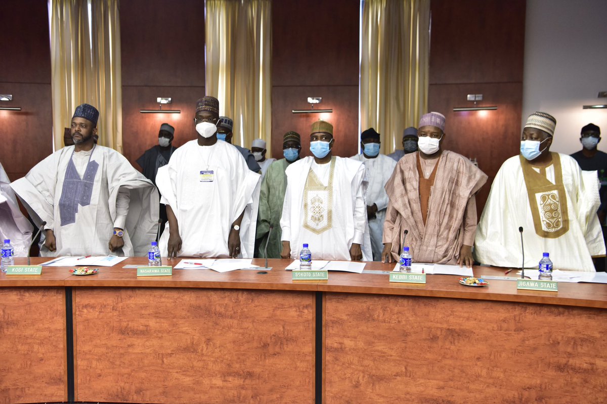 SaharaReporters's tweet image. Northern Governors Ask Nigerian Government To Censor Social Media | Sahara Reporters bit.ly/3oONOmk