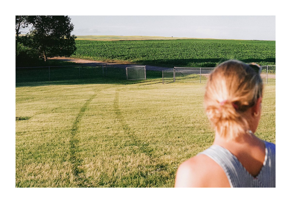 crspcarpenter's tweet photo. @moment Film from my grandparents’ farm. Shot on Portra 400. https://t.co/ipSnYwpDJp