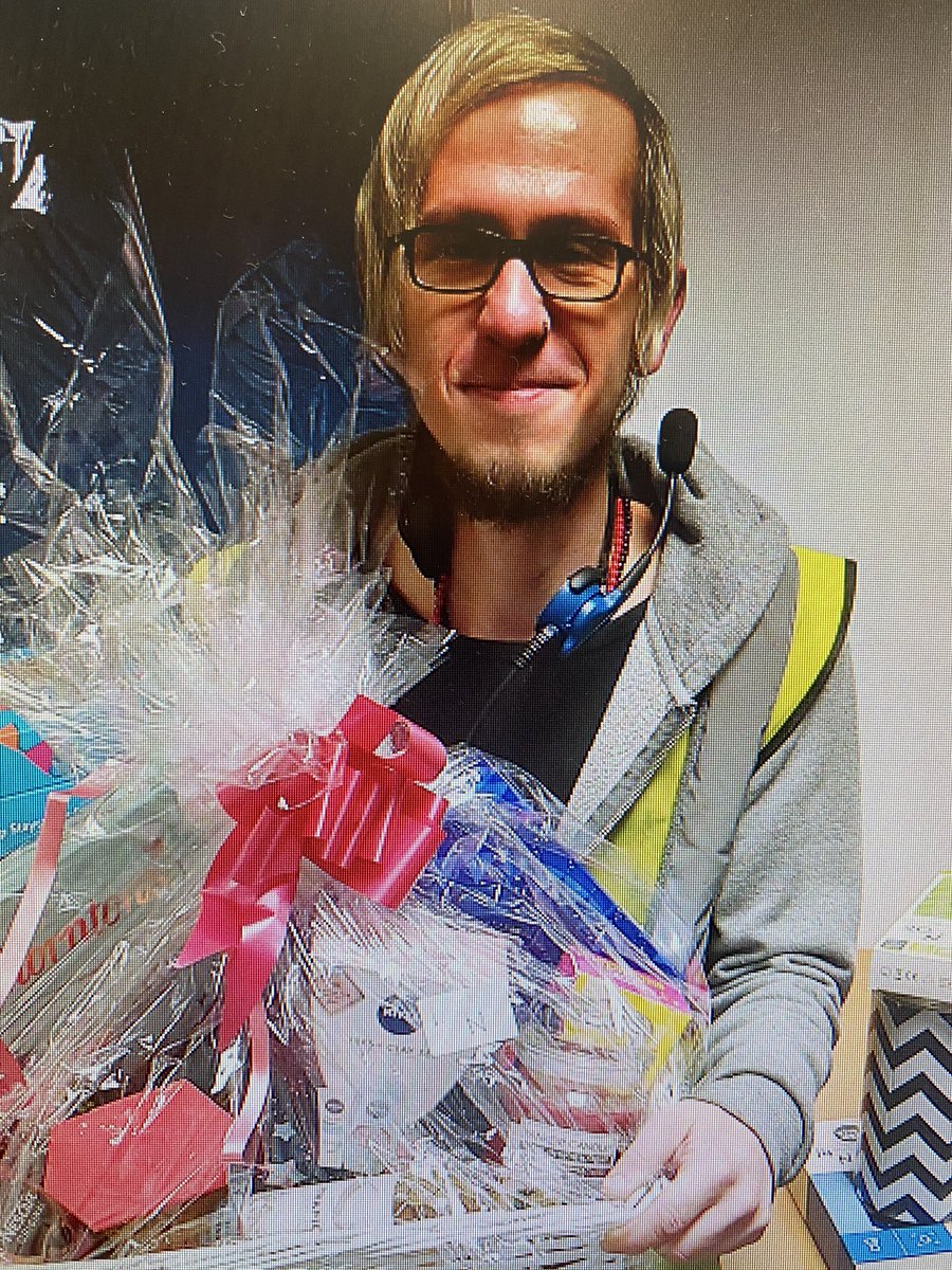 NataliaCoventry's tweet photo. Happy Halloween 👻 raffle prizes winners @coop Coventry NDC. Engaging with employees in the safe way 😉🎃 #EmployeeEngagement #Halloween2020 #ItsWhatWeDo #thecoopway https://t.co/OXrBXSQUxy