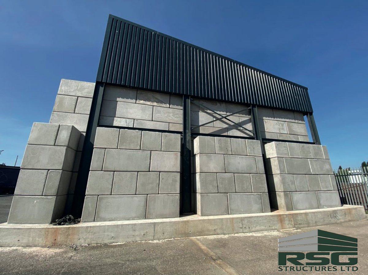 RSG_sn's tweet photo. What a picture!
Concreting by @EvaBuild, quality blocks from @ElitePrecast and monopitch roof from @MinshallUK.
Total package by RSG Structures Ltd
 #RSG  #SiteSafe  #drivenbyyou #leadbyexample #cemarking #nobull #precast #concrete #walls #recycling #unbiasedspecialistsinprecast https://t.co/WpcE4EjoJH