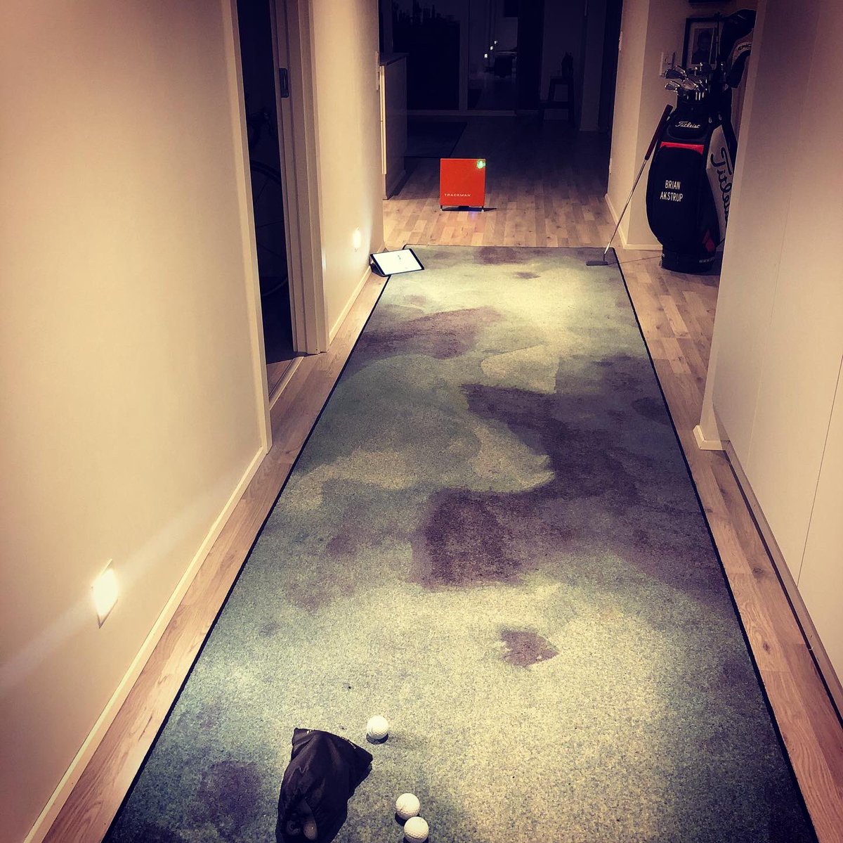 Bakstrup's tweet photo. #Trackman #Putting #HOME_RUN4thWin https://t.co/8l8ll9e8Jg