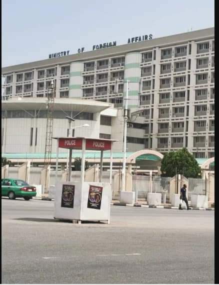 VoicesIbom's tweet image. Campaigning for 2023 is here again! 
As at the time of filing this report, neither Amaechi nor El-Rufai have reacted to the emergence of the posters.
#Arise2020 #assu #AssistantAllah #PrayForDorathy #EndSarsProtests #EndSarsNow #USElections2020