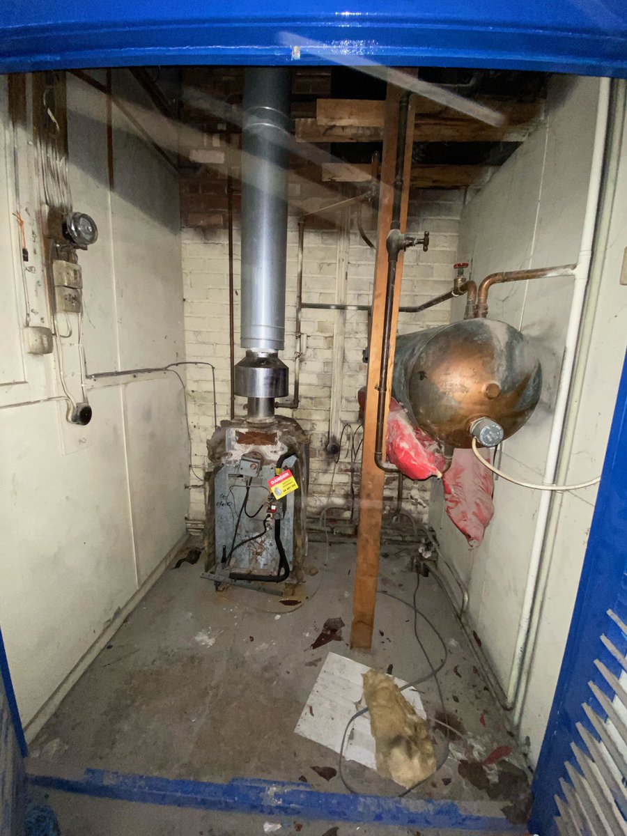 A_Class_P_And_E's tweet photo. Here’s a before and after of a boiler we have just replaced. This ones from Will he’s one of our apprentices. Well done Will 👌🏻👍🏼 .
@atagheating #Atag #BuiltToLast #BoilerExperts #HeatingEngineer #GasSafe #Atagselect
#GasSafe @ADEY_Pro https://t.co/ZrXMpapv7e