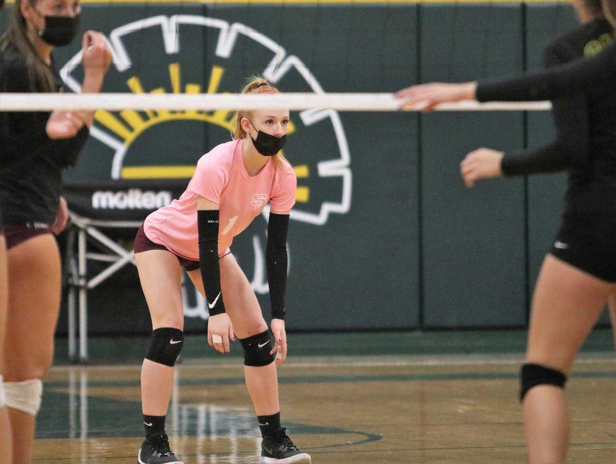 SalpointeVB's tweet photo. 🚨GAME DAY🚨

🆚 Rio Rico
📍@RR_Athletics 
🏠 Main Gymnasium
⌚️ Varsity - 6:00PM
⏰ JV - 5:00PM
⏱ Freshman - 4:00PM

📸 @AndyMorales8 

#SalpointeVB #LancerNation https://t.co/P1Zfqlk8AQ