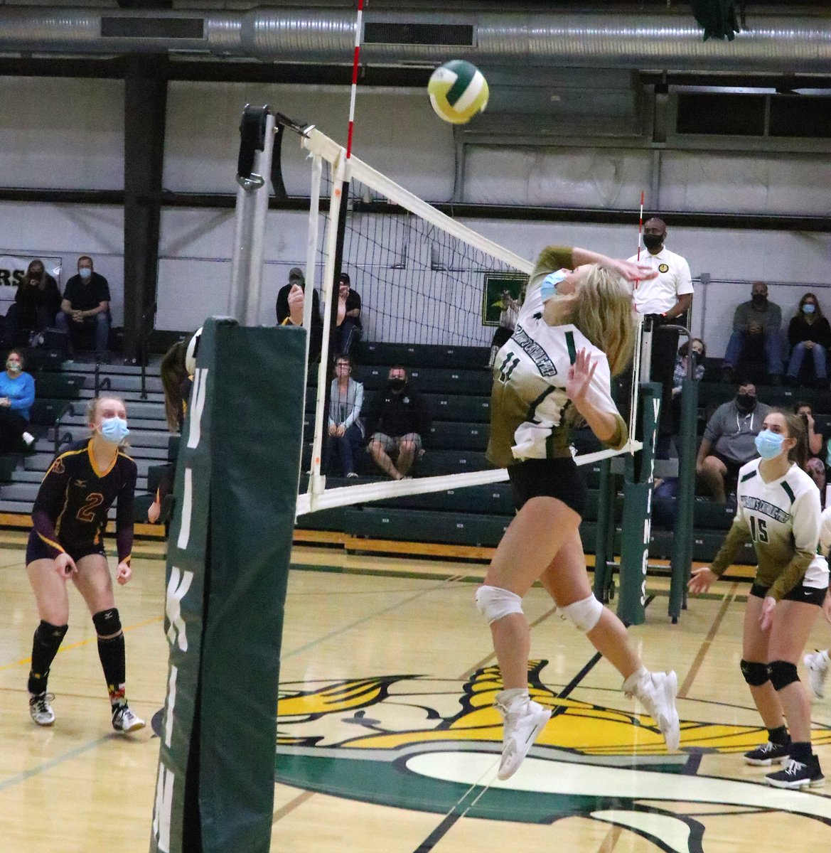 mdjones_13's tweet photo. 4 of 5 @SJCPAthletics @SJCP_Volleyball @SJCP_Principal @PeteBeachBall @MeaganJGraff @SJCPrep https://t.co/6xFbhdLFXu