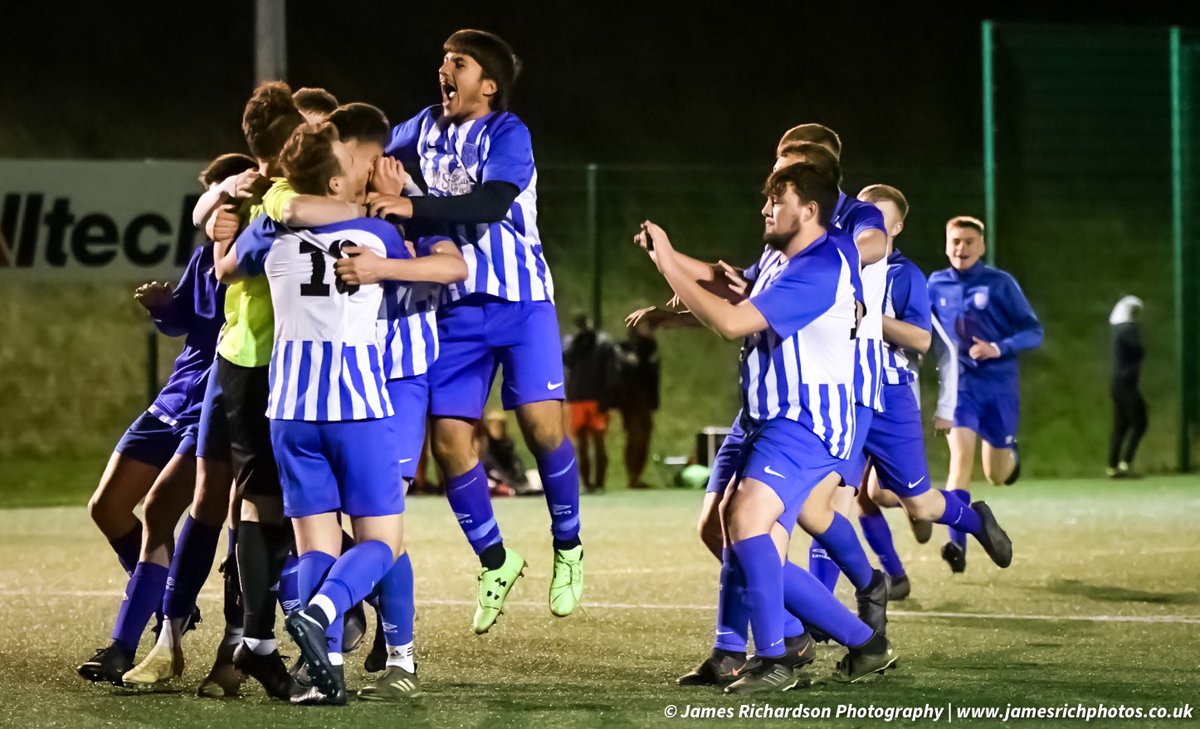 PhotoJamesR's tweet photo. .@EynesburyRovers U18’s won on penalties. https://t.co/o6QhpioT4G