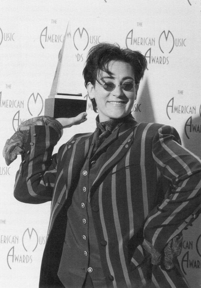 Happy birthday to Canadian pop and country singer-songwriter k.d. lang, born November 2, 1961. 