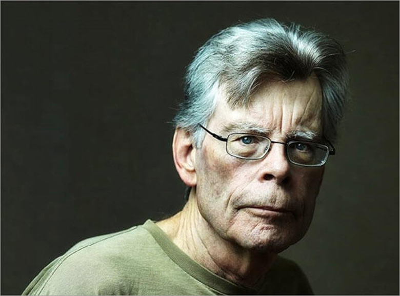 Stephen King is one year YOUNGER than Donald Trump.