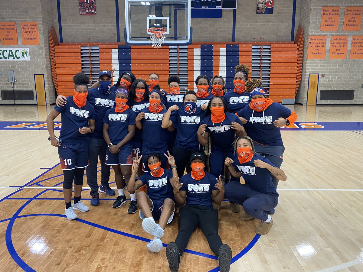 CoachMos_CSU's tweet photo. Lincoln Womenβs Basketball is all registered to vote and we are ready to let our voices be heard! #LUHoopz #BiggerThanTheBall #GoVote #LincolnUniversity @LUL1onsAthletic @LincolnUofPA @CIAAForLife https://t.co/VRmmoPqKBF