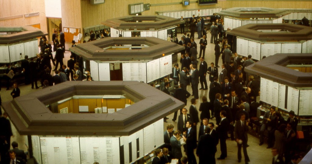 How many Fixed Income Electronic Trading Venues are there?

155

<a href="/onbrane/">Onbrane</a> 

blog.alignment-systems.com/2014/12/fixed-…