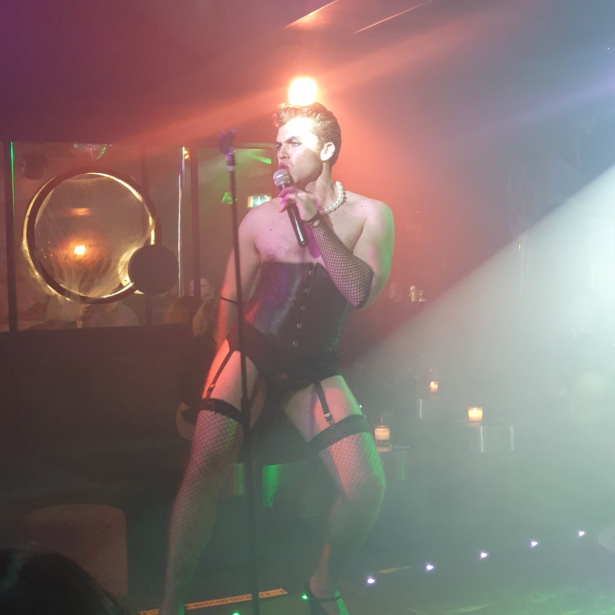 AmandaMJBlake's tweet photo. @stephenwebb1983 at the #FreedomBar Soho tonight
#RockyHorror #rockyhorrorpictureshow #RockyHorror #FrankNFurter #musical #theatre #theater https://t.co/BfubJ6YH23