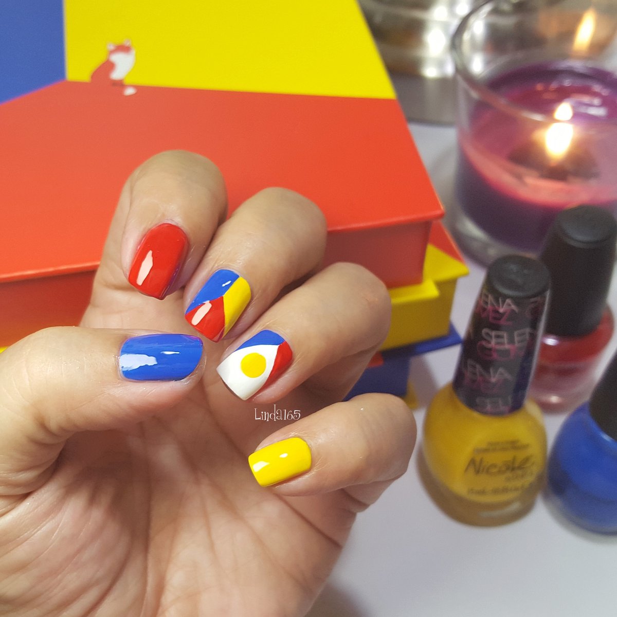 jinkirella's tweet photo. @SHINee Since some of you have asked, here are some of my other #SHINee inspired nail art. Thank you for all the love ♥ https://t.co/uJUG9OaFK0