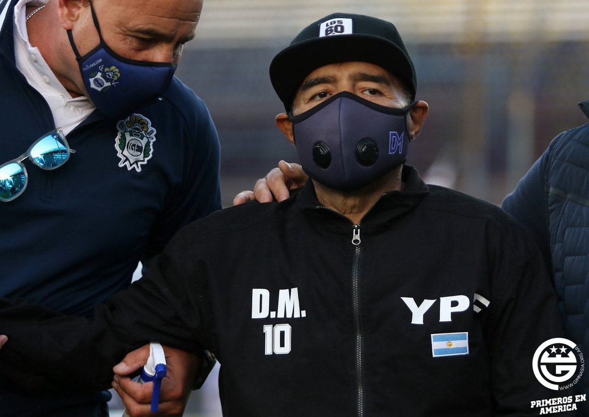 CtralDeNoticias's tweet photo. #DiegoMaradona
Maradona se encuentra internado en #IPENSA y está siendo sometido a diversos estudios. https://t.co/pOzoSJdBJu