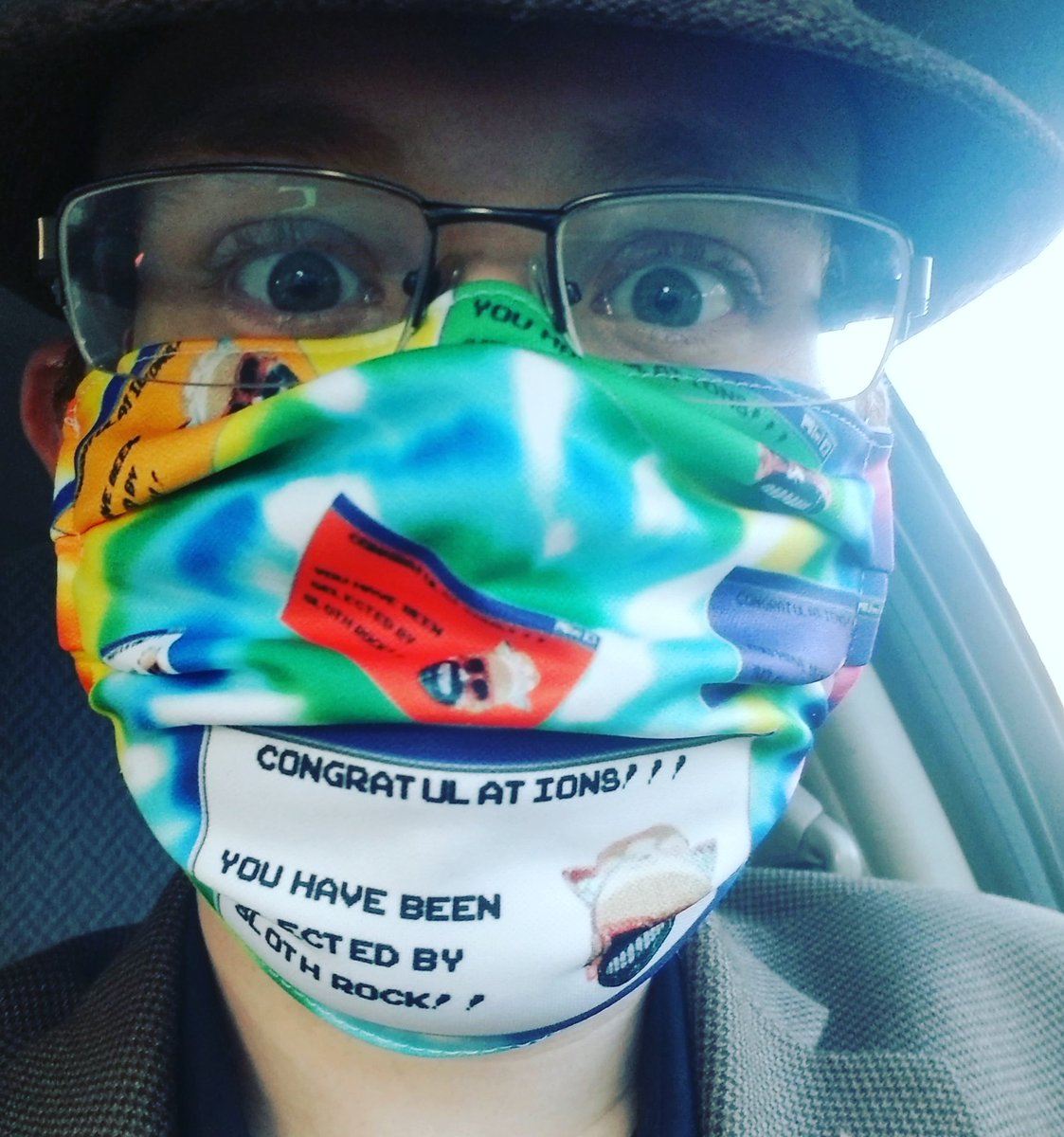 GPReeds's tweet image. Covid19 life hack. Glasses steaming up when you wear a mask? Wear a cloth mask, pucker your lips and press them against the cloth. Now breath in and out deeply. Might look a little odd, but problem solved. 😂

#covid19 #lifehack #maskhack #foggyglasses #Nomore #GPReeds
