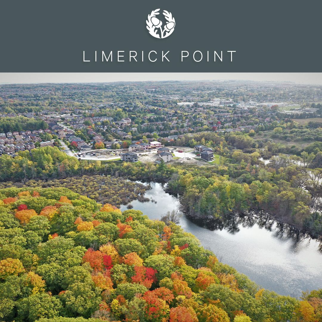 acorn_dev's tweet photo. #LimerickPoint looks absolutely scenic this time of year. 🍂These stunning residences nestled on a private cul-de-sac in #RichmondHill have everything to make you feel like you’re living in the lap of luxury. Follow along as we update you on the progression of this community. https://t.co/Jeu6kczcp4
