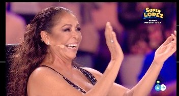 PantoRosma's tweet photo. Disfruta mi Reina!!! #IsabelPantoja #IdolKids #portiIsabel https://t.co/E9iN7CqChR
