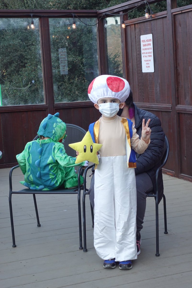 SMRCamping's tweet photo. We were thrilled to see such great costumes from our guests over the weekend! Thanks to all who participated this Halloween 👻🍁🍂 https://t.co/LfuYlFjvJJ