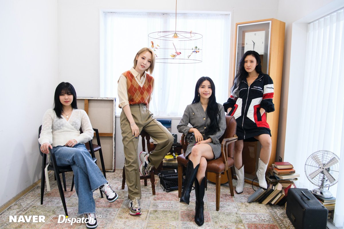 theseoulstory's tweet image. 📸 MAMAMOO looking great in recent photoshoot with Dispatch as part of &amp;lt;Travel&amp;gt; promotions ❤️ @RBW_MAMAMOO