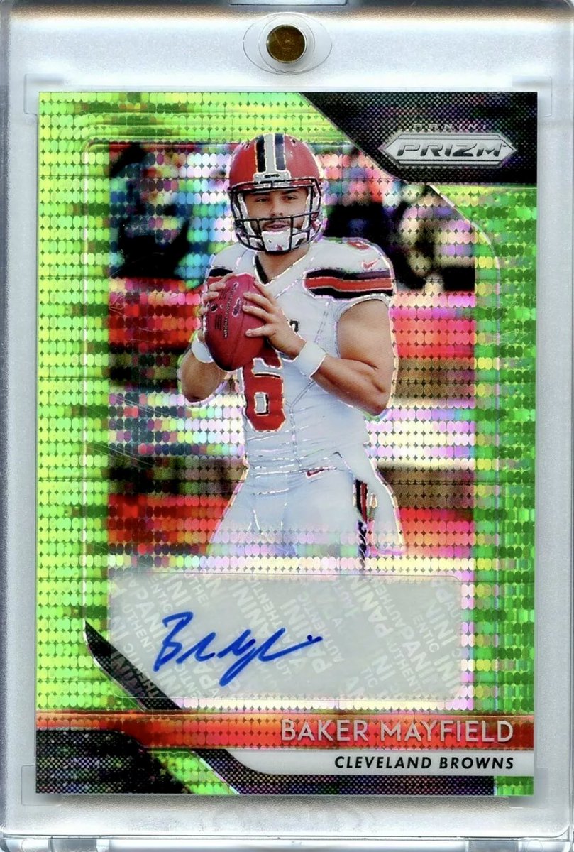 TheCardsFund's tweet photo. 🚨 GIVEAWAY 🚨

If The Cards Fund @YouTube channel hits 500 subscribers by 11/11, I'll give away this Baker Mayfield Rookie Auto to one lucky person! To enter:

➡️ Retweet
➡️ Subscribe https://t.co/ORKgdCYuXF

That's it - best of luck to all!

#TheHobby #Giveaway https://t.co/baUU397Y2K