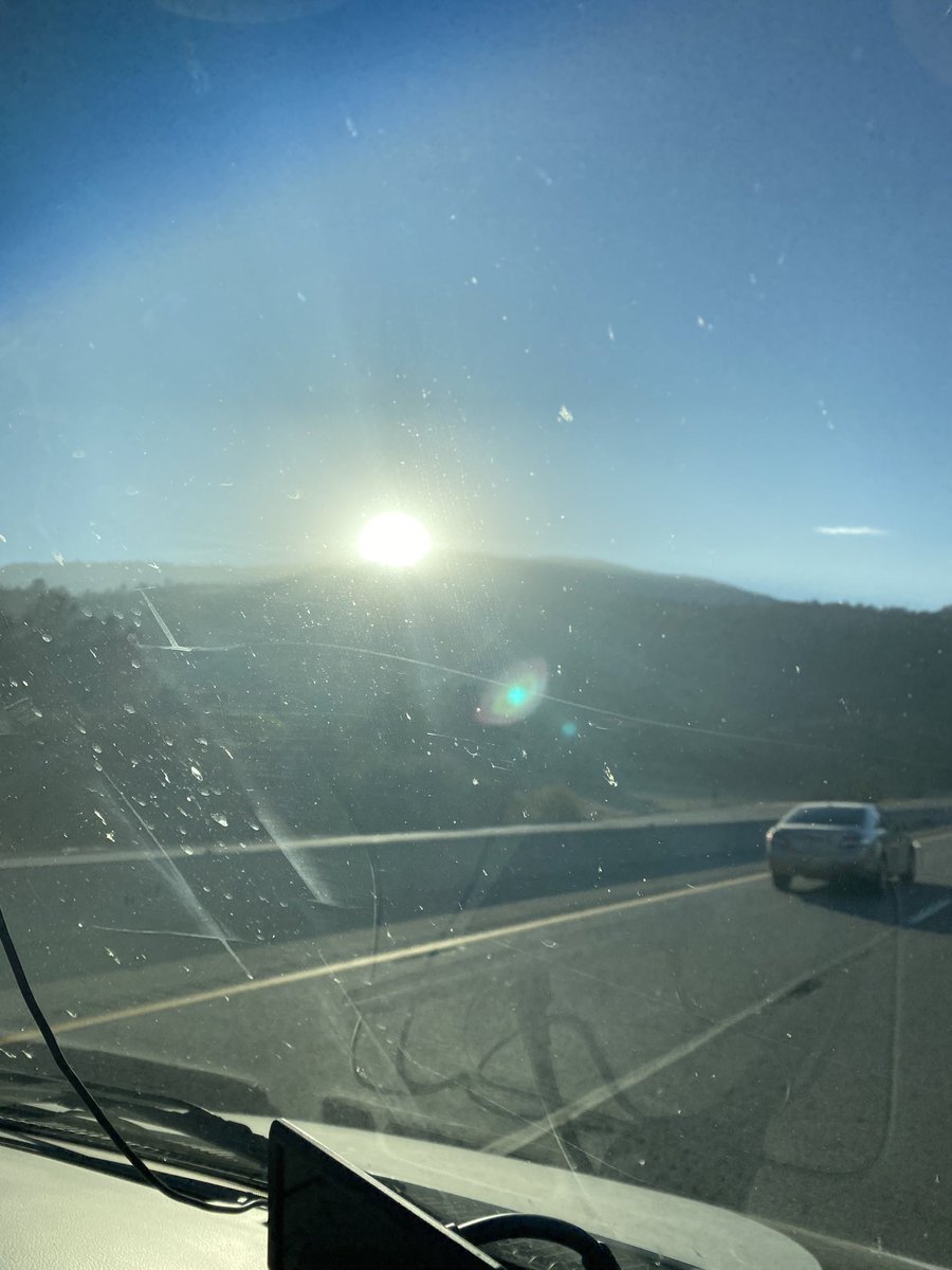 m1rob's tweet photo. Welcome to California after seeing the blue sky’s of America for three months. https://t.co/V9ksFYQHh0