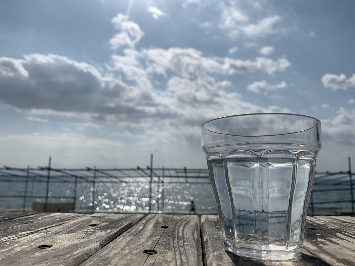 ryohey0630's tweet photo. お借りした流木を返しに、Nattyへ。最高なリセット時間🌊🌞
・
#kitchennatty #beach #pizza #pasta #lunch #福山 #鞆の浦 #小室浜 https://t.co/8iA0uSLCm5