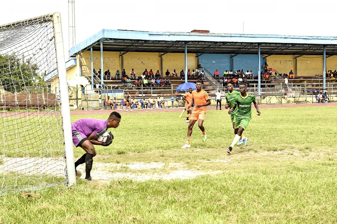 sunsel_fc's tweet photo. Moments from yesterday's Battle against Goddosky FC
Ughelli Pre-Season Cup π 2020
Goddosky International Football Club 1 : Sunsel football club 1
#football scouting community
#NPFLTransfer #NFF #fifa #sunselfc #Ughelli #Delta @abraysportsfc @BraveheartsFC @SportsBMH @Olhanfa https://t.co/a6GJOk8Gpl