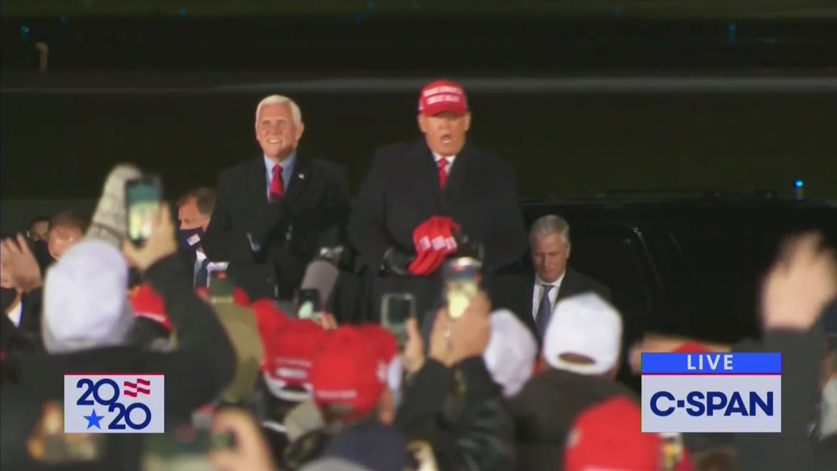 Trump is about to deliver what might be his last ever rally speech in Grand Rapids, Michigan. Follow for a video thread.