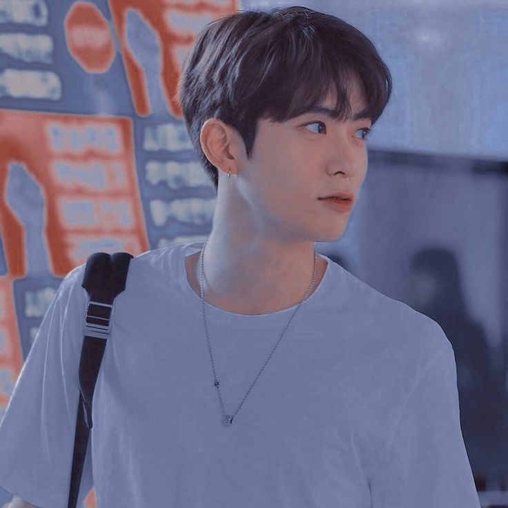 halo gua newbie disini
mutualan? rt/like
fambest?  DM

#roleplayer #roleplayerindonesia #roleplayerkpop #rpworld #rpindonesia #rpkpop