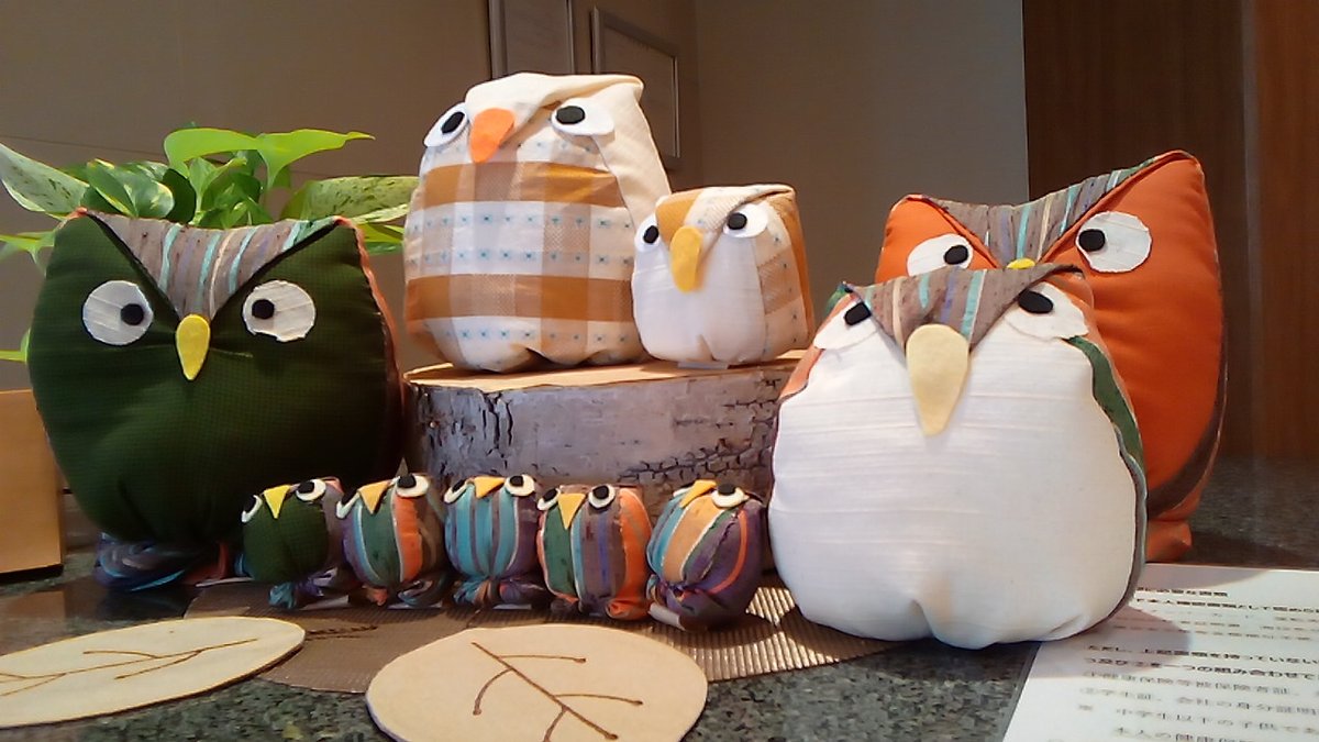 hotelgreencore's tweet photo. 今月はフクロウがロビーにやってきました＾＾
「不苦労」苦労しない
「福老」豊かに年をとる
「福路」旅の安全
御利益があるように、一緒に写真を撮りました。
皆さんもどうぞ＾＾ https://t.co/gszsZcaLky