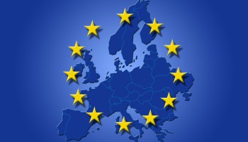 AutismoSmartia's tweet photo. Según la guía práctica de ESCAP para la detección de #autismo 18 millones de personas están afectadas personalmente o en su entorno familiar sólo en la Unión europea.  #Smartia Enlace a la guía aquí https://t.co/Am2cFeUgXU https://t.co/tQJ9KMCATE