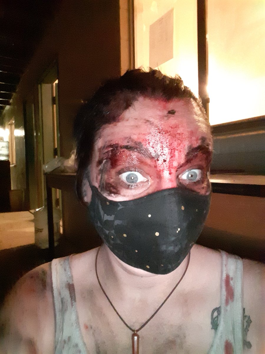 FoxfireAnomaly's tweet photo. This year I had the incredible honor of being a scarer at the #ScreamZone in San Diego! Huge thank you to everyone that helped make this Halloween happen, and happen safely!! The following thread will have all my backstage selfies starting with... https://t.co/ttL7RkD2Rp