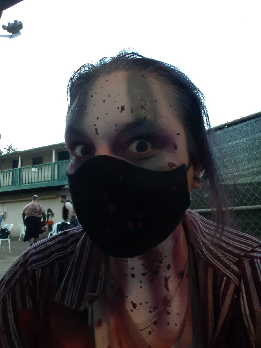 FoxfireAnomaly's tweet photo. I had a blast running around all different rows, mostly the Doll and the Zombieland Carnival. If you encountered a pretty gal with a creepy deep voice, that was me!!
#ScreamZone https://t.co/rIeC4WnrPr