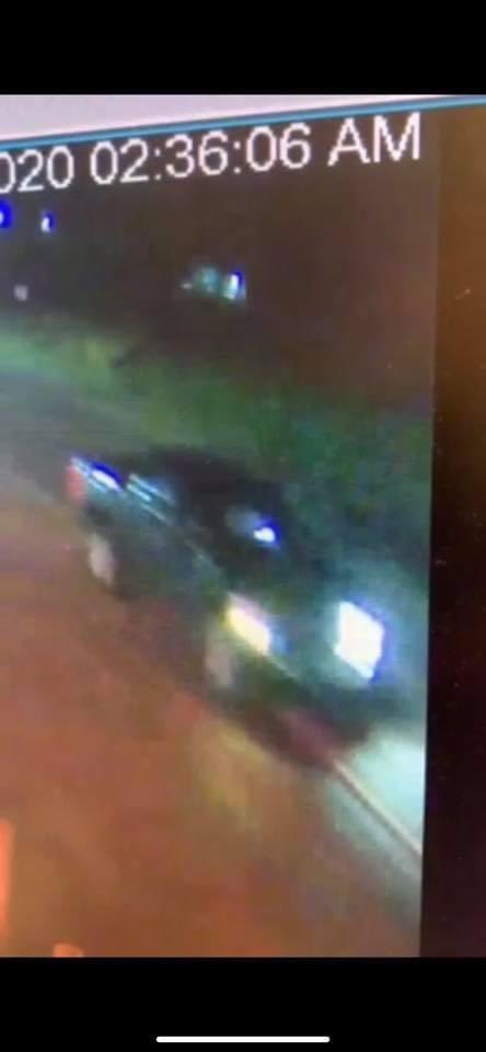 slimshady7q's tweet photo. If anyone has any information or has seen a dark colored, Chevrolet or Gmc, that most likely has damage to the passenger side please message me. Last seen in West Harrison, IN. This man killed my friend and is walking the streets. PLEASE SHARE. https://t.co/LGDDoO4My7