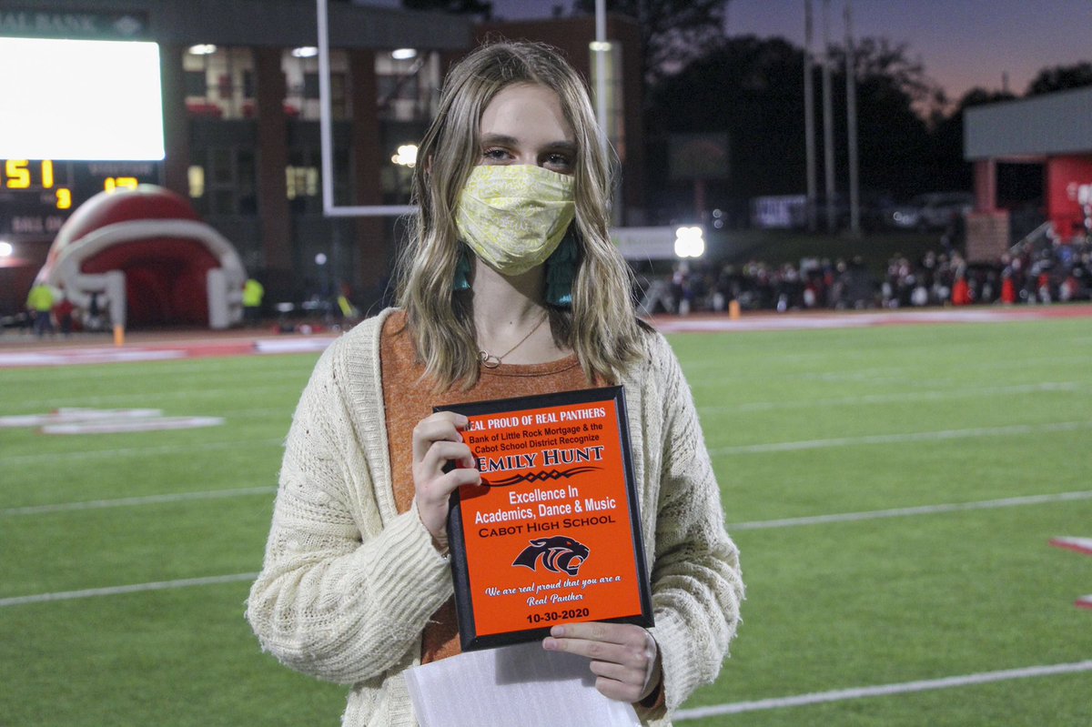 Congratulations to Katalina Velez and Emily Hunt for being the Real Proud Real Panthers recipient of the week!  

This recognition is for students who excel on and off the field and one student will be recognized at each home football game.