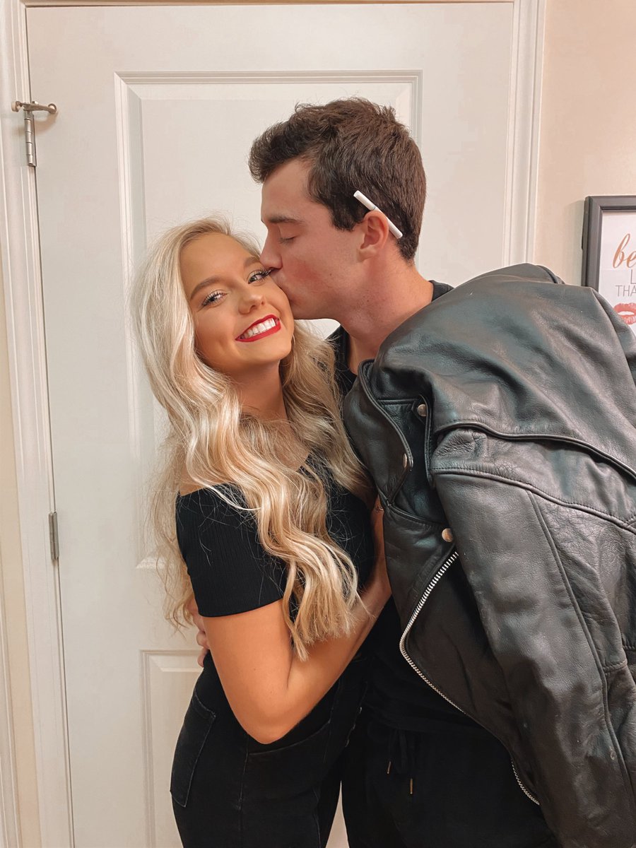 2020 version of Sandy and Danny ;) 💋