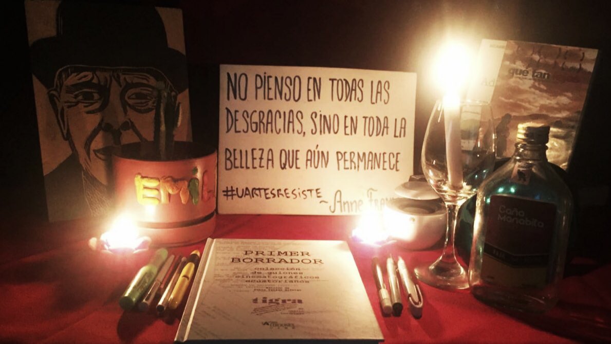 #RT Hoy me encuentro en vigilia para no dejar morir la Educación en Artes, pública y de calidad en Ecuador. #UArtesResiste #SiVigiloNoMuere #YoVeloLaEducación