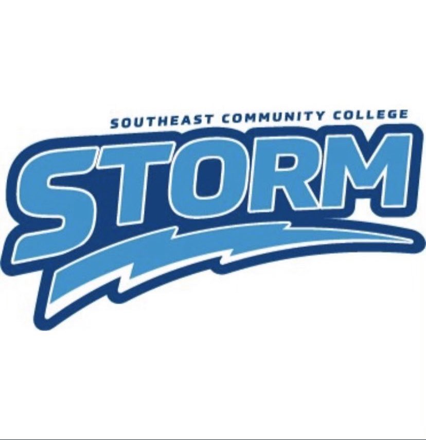 NeGirlsFPForum's tweet photo. 🚨 COMMITMENT ALERT 🚨 Congratulations to @KleinsQuakes18’s 2021 OF/1B, @jordan_tracy14 (@JeffsSoftball), who has committed to continue her softball and academic career for Coach @wonderwomanjodi & @Sccsoftball19 Way to go, Jordan!!
#Committed
@NEQuakesSB
@QuakesRecruit https://t.co/OQchYtb2li