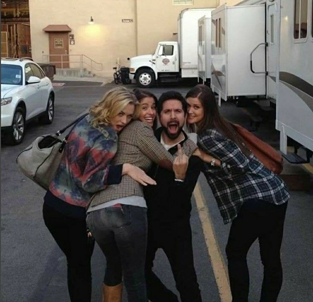 trottaantony's tweet photo. What a lucky man, 
@JoshuaEGomez !!! 😍 @SarahMLancaster @Y_Strahovski #mercedesmason 
Miss you so much, guys!♥️
#Chuck #bringbackchuck #chuckmovie https://t.co/v7mtAvM6bu