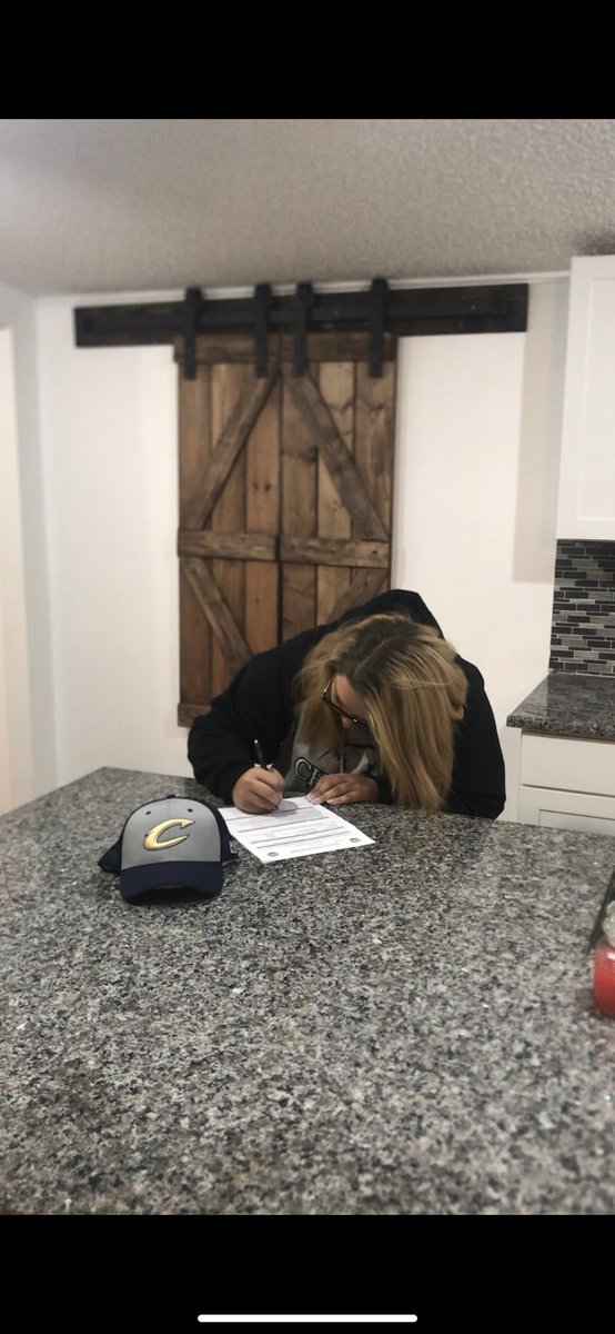 Sydney Watson tweet media