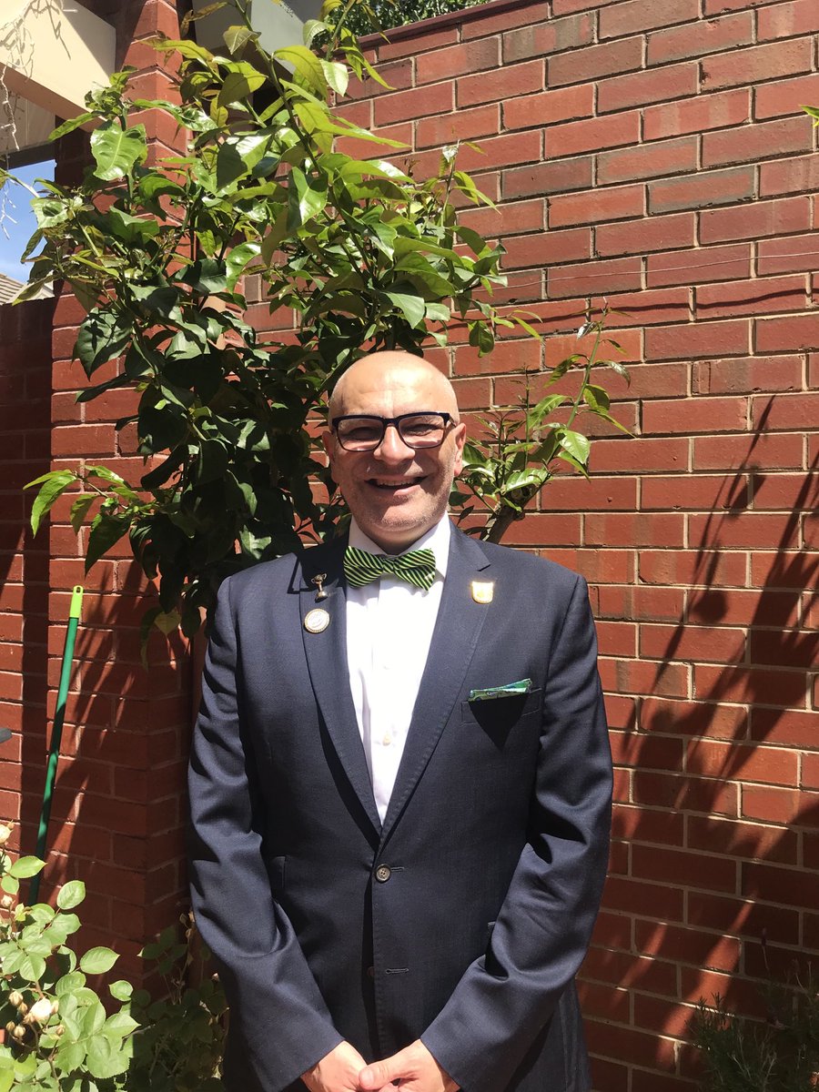 1000giggles's tweet photo. #MelbCupCarnival @Lexus #MelbourneCup 2020 #cupweekfashion #LoungeInStyle @FlemingtonVRC @Racing @springcarnival @RacingInsider 🏆🐎🥳🥂🤓😁 @10SportAU #CupWeek2020 https://t.co/FADYmdh6A8