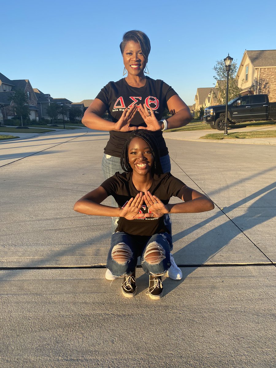 mstall_'s tweet photo. The legacy continues!
It’s been a long journey but Delta Sigma Theta is the only way 🔺🐘
•29 Elements of iZHolation
•11 - Impassioned
•Fall ‘20
•Zeta Eta
#FallForwardWithZH #AOML #DST1913 #Fall20 #Doub1eTroub1e 🔺🐘 https://t.co/zpKsyqt2Be