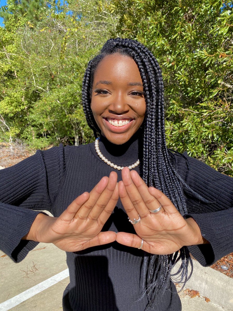 mstall_'s tweet photo. The legacy continues!
It’s been a long journey but Delta Sigma Theta is the only way 🔺🐘
•29 Elements of iZHolation
•11 - Impassioned
•Fall ‘20
•Zeta Eta
#FallForwardWithZH #AOML #DST1913 #Fall20 #Doub1eTroub1e 🔺🐘 https://t.co/zpKsyqt2Be